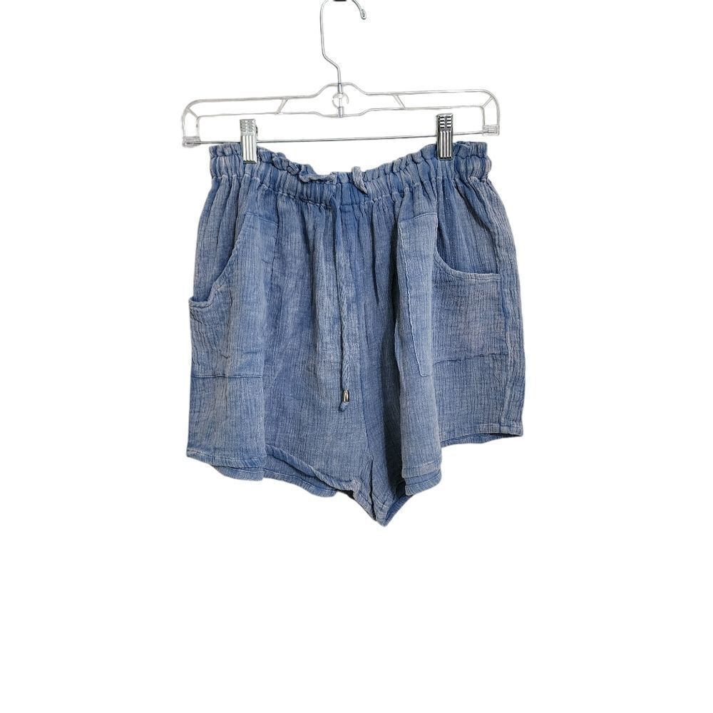 Talulah blue gauze slouchy comfy pull on shorts pockets S